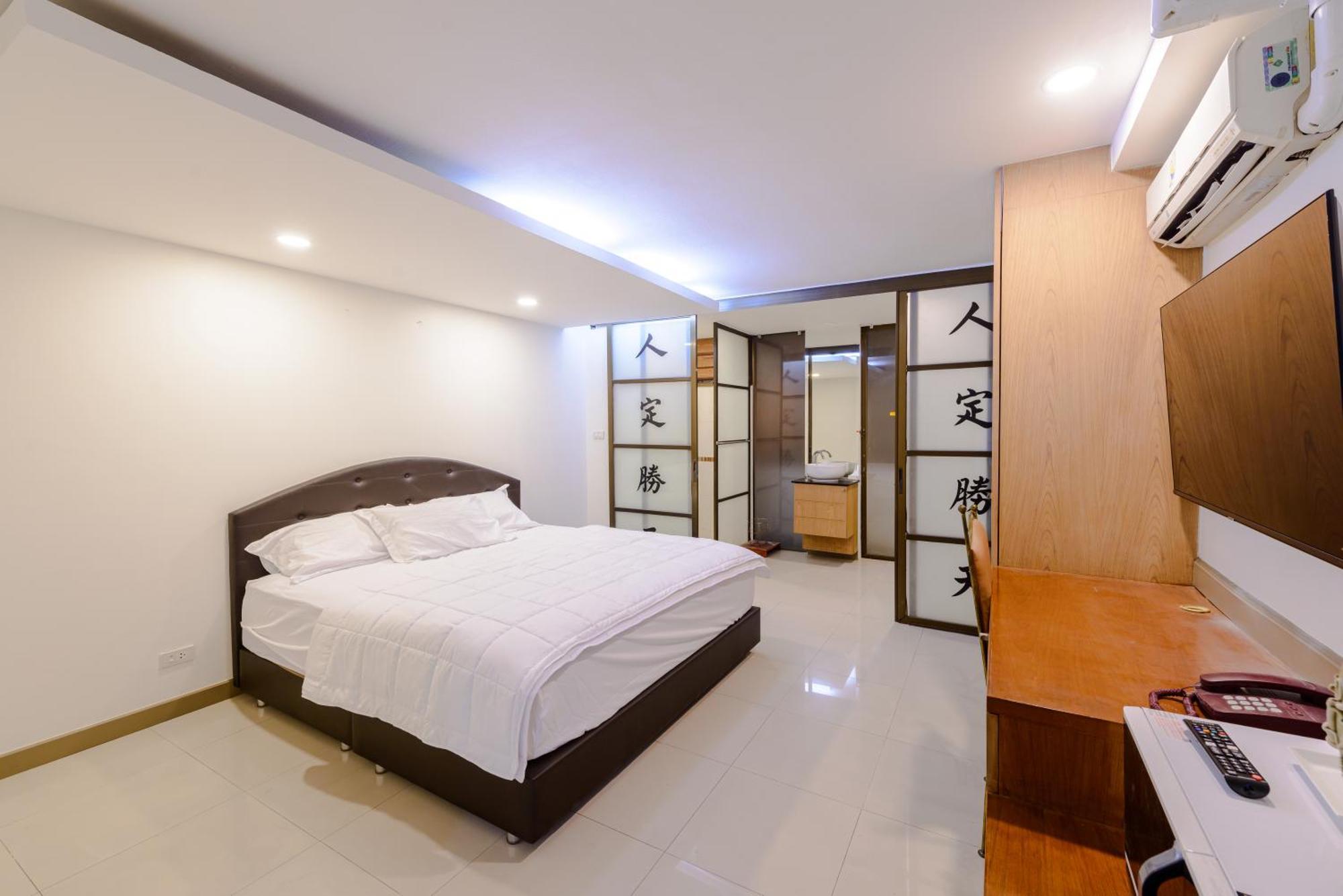 Pasadena Lodge Паттайя Экстерьер фото